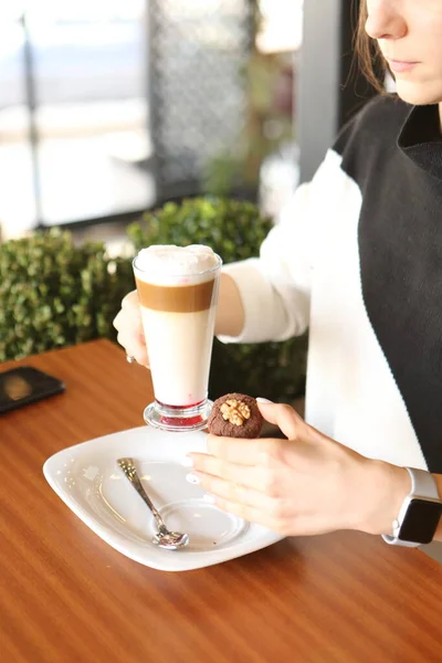 Iced Coffee Milk Iced Coffee Latte Woman Holding Glass Cup — Fotografia de Stock