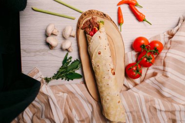 Lezzetli et eti, Türk kebap, sandviç dürümü.