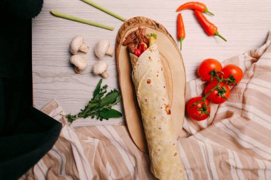 Lezzetli et eti, Türk kebap, sandviç dürümü.