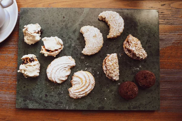 Galletas Con Chispas Chocolate Negro —  Fotos de Stock