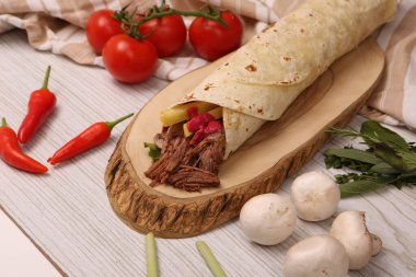 Lezzetli et eti, Türk kebap, sandviç dürümü.