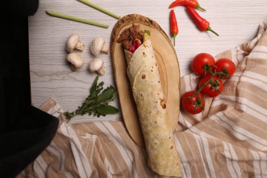 Lezzetli et eti, Türk kebap, sandviç dürümü.