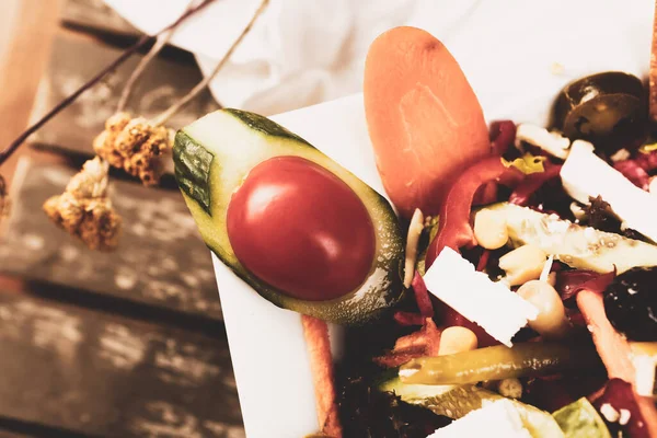 Prato Salada Fresca Com Verduras Misturadas — Fotografia de Stock