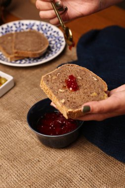 Lezzetli doğal estetik fırınlanmış ekmek