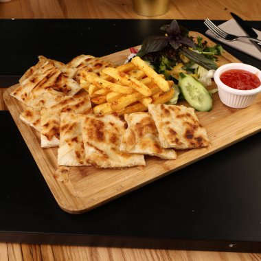 Türk aperatifi ve Kahvaltı.