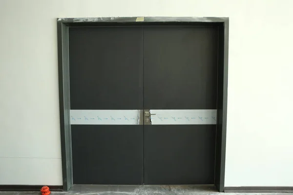 Minimalist Door Front Door Wooden Door Big Wooden Door — 스톡 사진