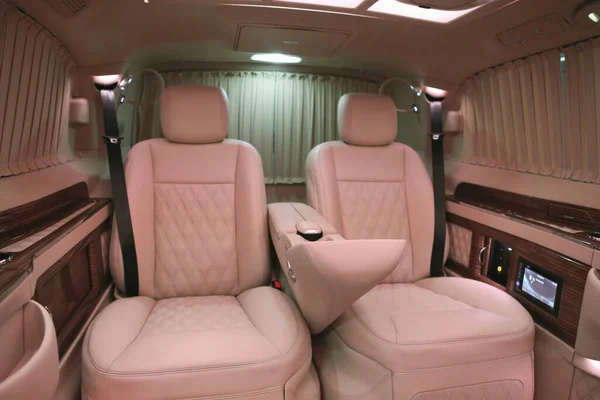 Luxury Modern Pink Car Interior — Stock Photo, Image