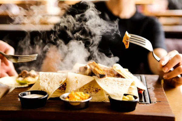 Tasty Chicken Meal Table — Stock Photo, Image