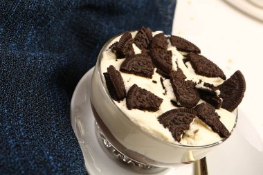 Masada lezzetli bir pasta var.