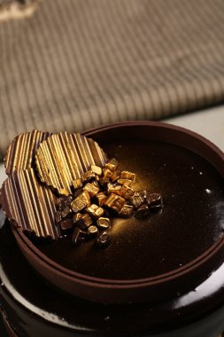 Masada lezzetli bir pasta var.