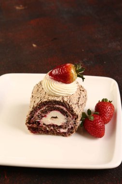 Masada lezzetli bir pasta var.