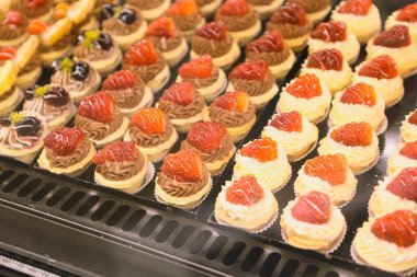 Masada lezzetli bir pasta var.