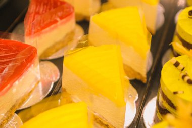 Masada lezzetli bir pasta var.