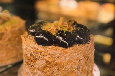 Masada lezzetli bir pasta var.