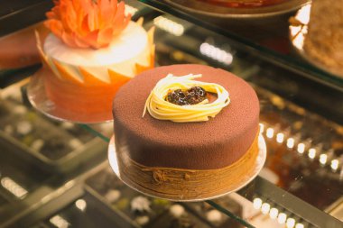 Masada lezzetli bir pasta var.