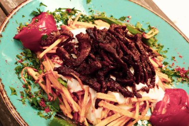 Masada nefis et yemeği. 