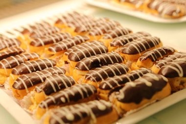 Masada lezzetli bir pasta var.