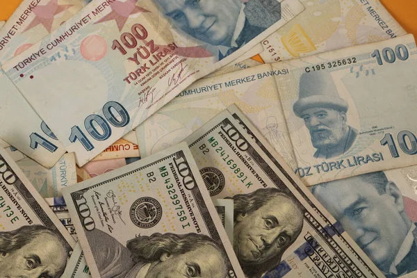 Turkiska Lira Sedlar Och Amerikanska Dollar — Stockfoto