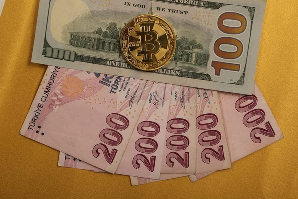 Türk Lirası Amerikan Doları Bitcoin Paraları — Stok fotoğraf