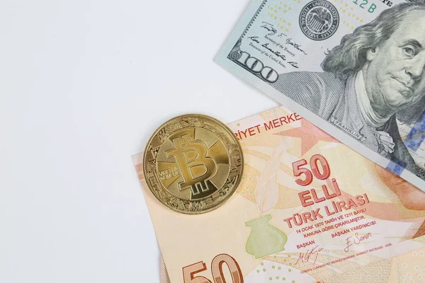 Notas Lira Turcas Dólares Americanos Moedas Bitcoin — Fotografia de Stock