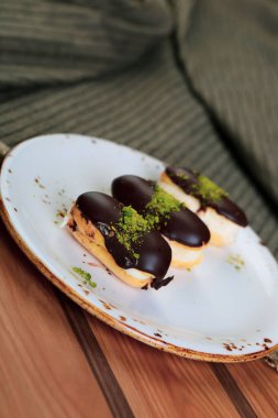 Masada lezzetli bir pasta var.