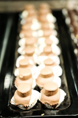 Masada lezzetli bir pasta var.