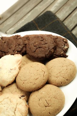 Koyu çikolata parçaları ile tanımlama