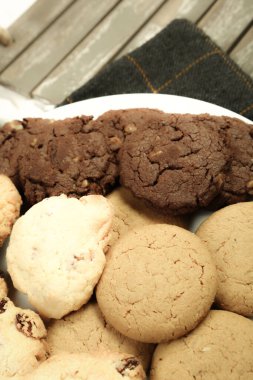 Koyu çikolata parçaları ile tanımlama