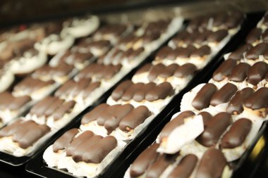 Masada lezzetli bir pasta var.