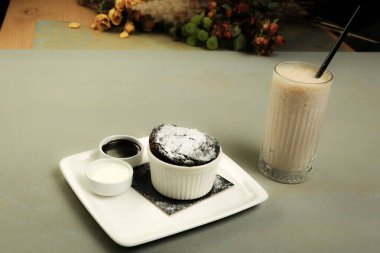 dondurma çikolatalı sufle