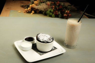 dondurma çikolatalı sufle