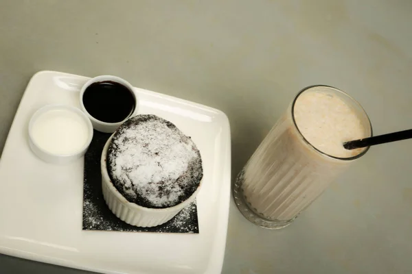 Soufflé Chocolat Avec Crème Glacée — Photo