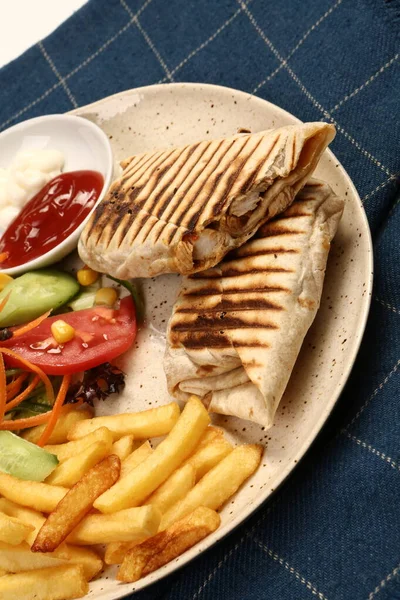 Delicioso Sándwich Parrilla Con Carne —  Fotos de Stock