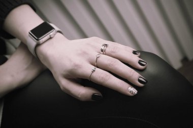 Elmas Mücevherler ve Moda Mücevherleri