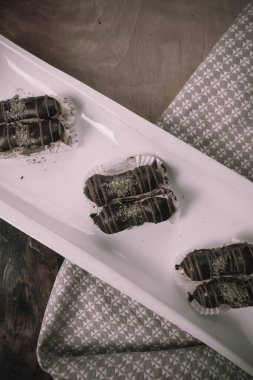 Masada lezzetli bir pasta var.