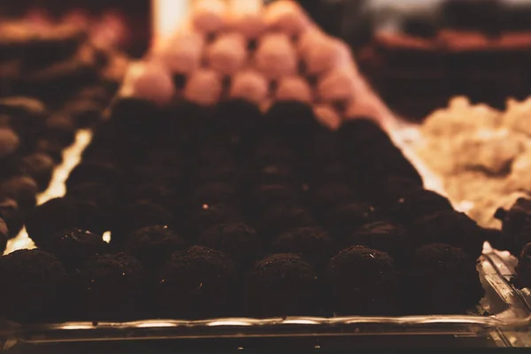 Groep Van Diverse Koekjes Chocolade Havermout Rozijnen Witte Chocolade — Stockfoto