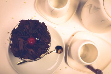 Masada lezzetli bir pasta var.