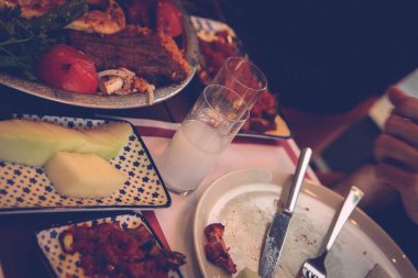 Masada nefis et yemeği. 