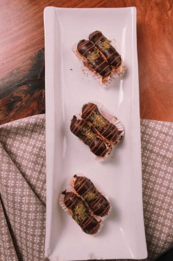 Masada lezzetli bir pasta var.