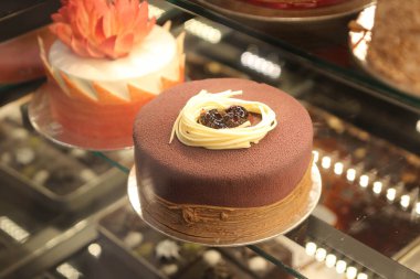 Masada lezzetli bir pasta var.