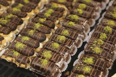 Masada lezzetli bir pasta var.