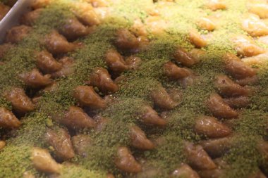 Masada lezzetli bir pasta var.