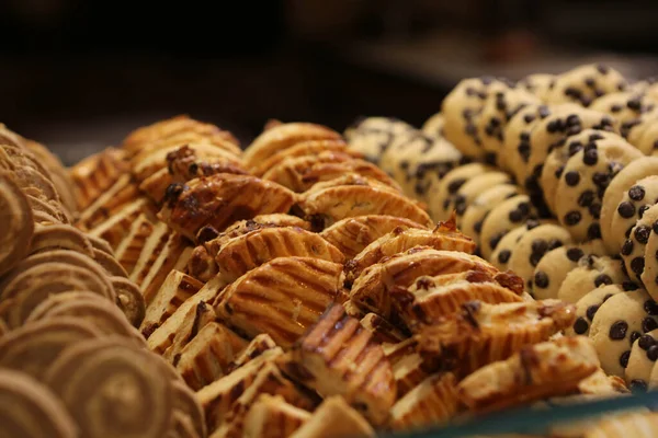 Gruppe Von Verschiedenen Cookies Schokochips Haferflocken Rosinen Weiße Schokolade — Stockfoto