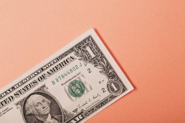 Bir sürü nakit bize dolar