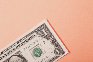 Bir sürü nakit bize dolar
