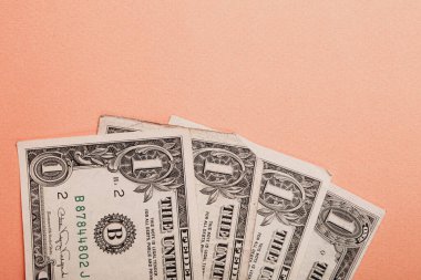 Bir sürü nakit bize dolar