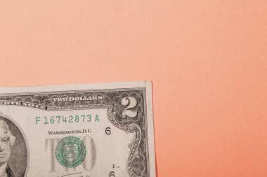 Bir sürü nakit bize dolar