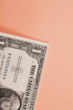 Bir sürü nakit bize dolar