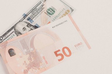 Bize dolar ve euro banknot para