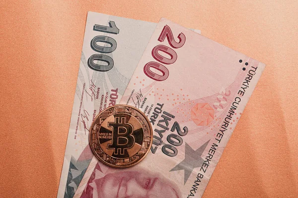 Τραπεζογραμμάτια Και Bitcoin Τουρκικής Λίρας — Φωτογραφία Αρχείου